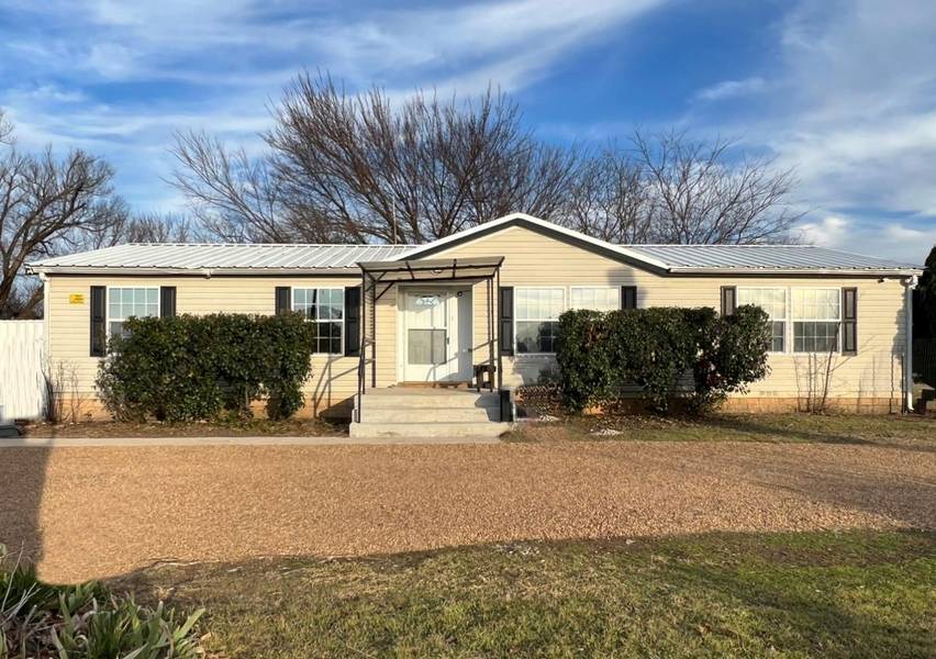 419 County Road 4757, Boyd, TX 76023