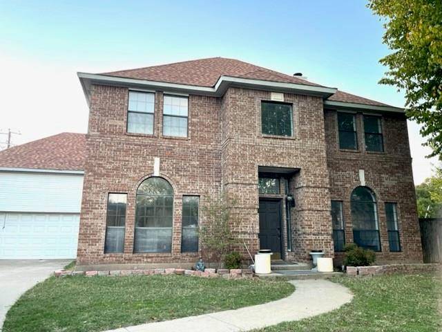 3015 Redstone Drive, Arlington, TX 76001