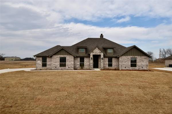 5908 Mango Drive, Sanger, TX 76266