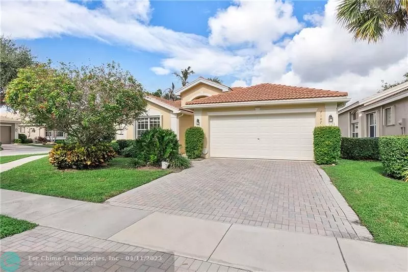 7107 Bent Menorca Dr, Delray Beach, FL 33446