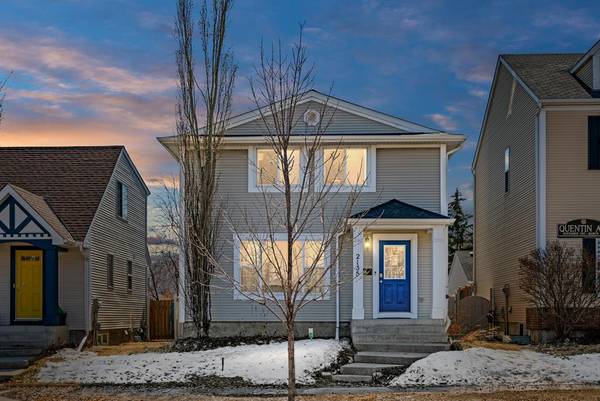 2135 Quentin AVE SW, Calgary, AB T2T 6C4