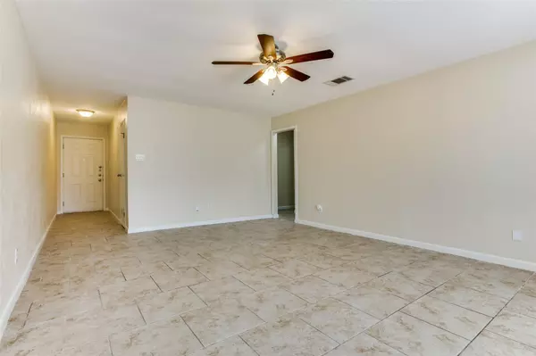 Fort Worth, TX 76108,9905 Caravelle Court