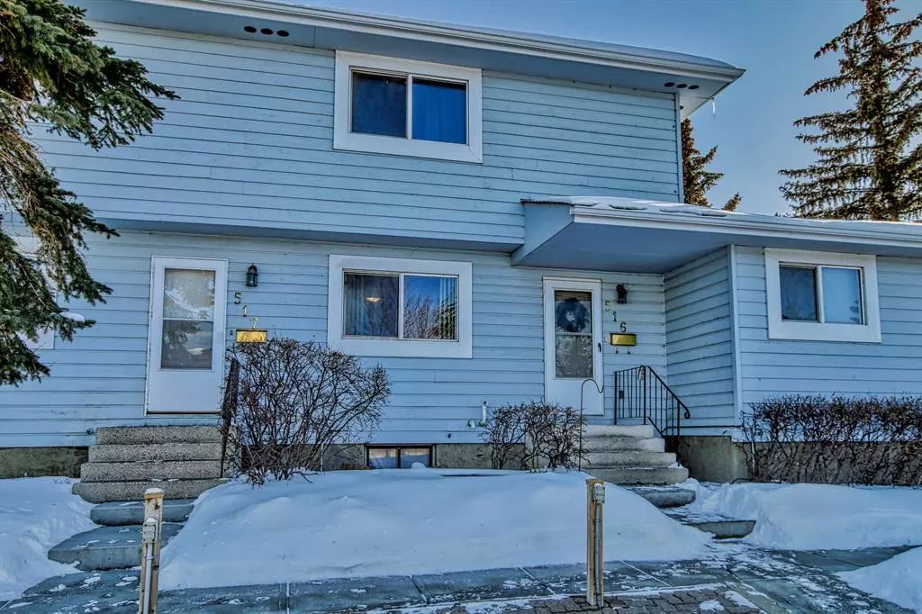 Airdrie, AB T4B 1J5,500 Allen ST SE #516