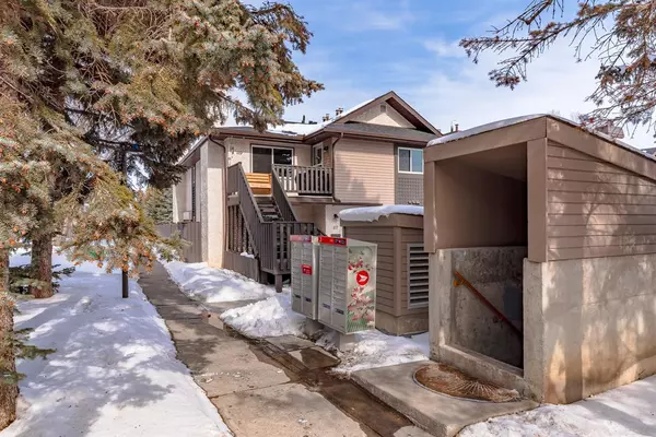 Calgary, AB T2W 5J9,119 Cedar Springs GDNS SW