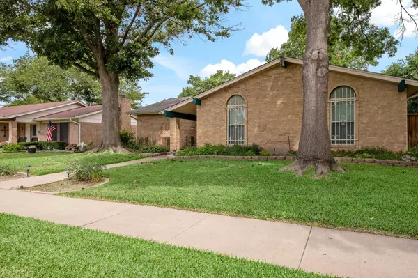 Garland, TX 75043,956 Meadowcove Circle