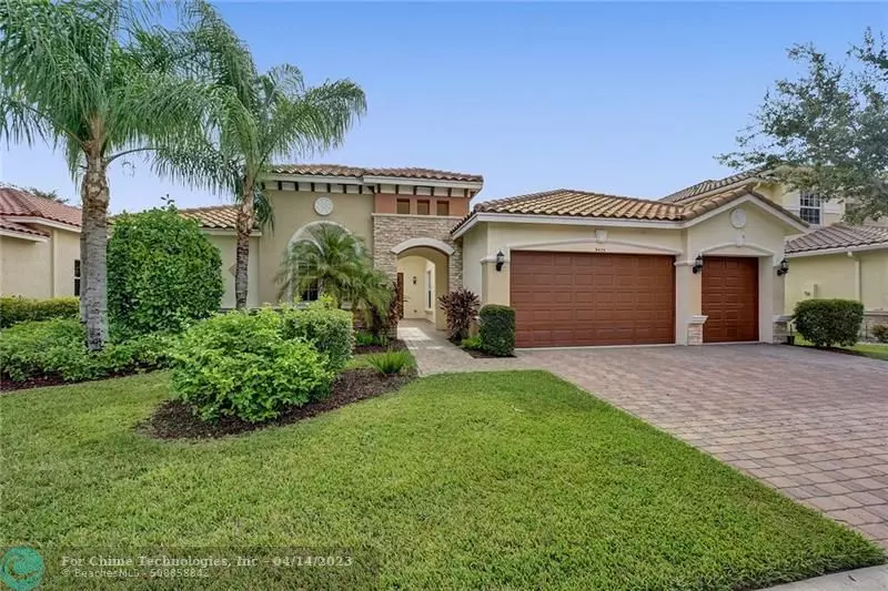 9474 Campi Dr, Lake Worth Beach, FL 33467