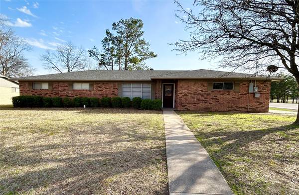 724 Pampa Street, Sulphur Springs, TX 75482