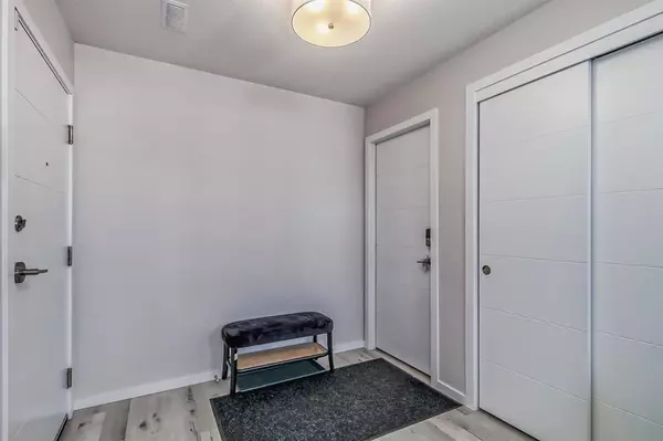 Calgary, AB T3N1M6,130 Redstone NE #202