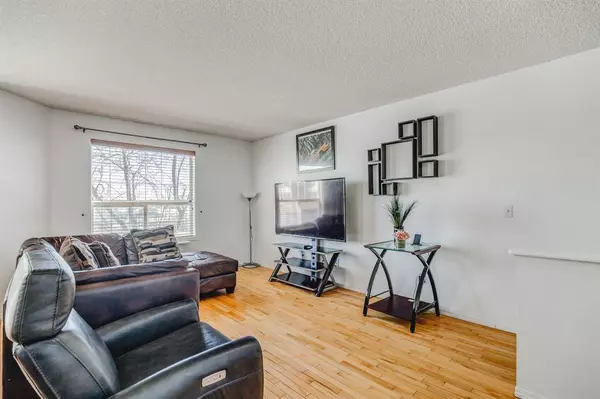 Calgary, AB T3J4T4,258 Taracove PL NE