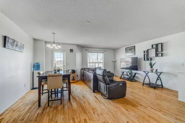 Calgary, AB T3J4T4,258 Taracove PL NE