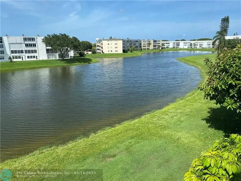 301 Wellington A  #301, West Palm Beach, FL 33417