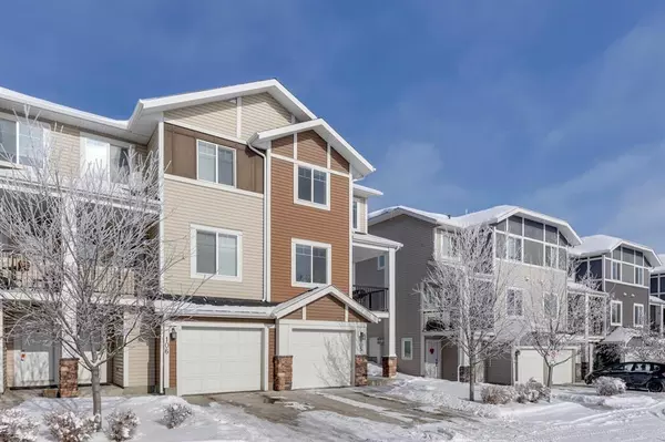 Chestermere, AB T1X 0P6,300 Marina DR #105