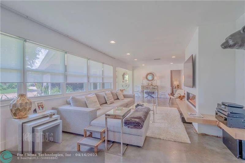 Oakland Park, FL 33309,351 NW 32nd Ct