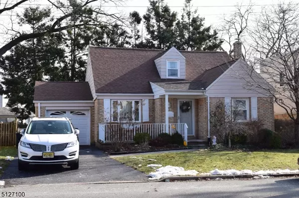 568 Spring Valley Rd, Maywood Boro, NJ 07607