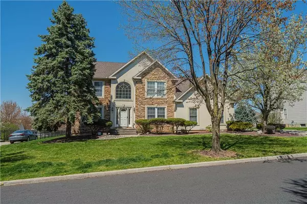 5925 Elderberry Drive, Upper Macungie Twp, PA 18069