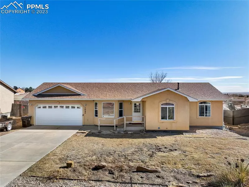 1042 S Honeysuckle DR, Pueblo West, CO 81007