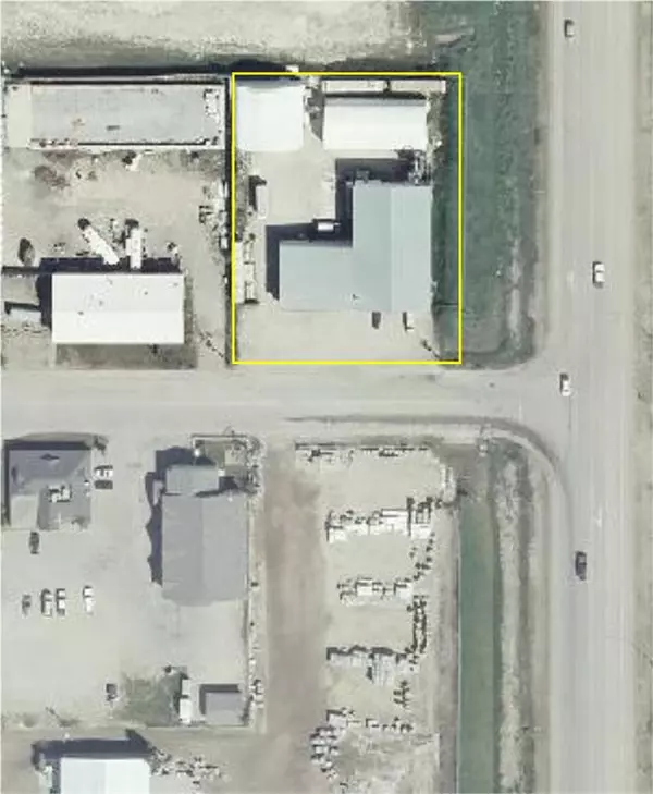 Crossfield, AB T0M0S0,801 Laut AVE