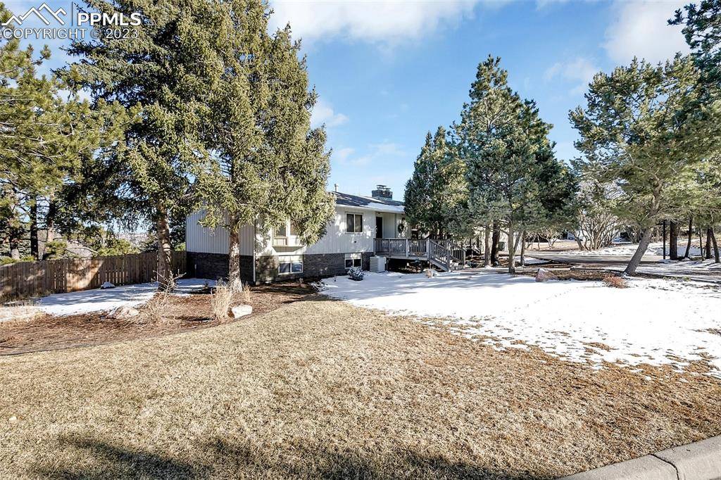 4315 Ridgelane DR, Colorado Springs, CO 80918