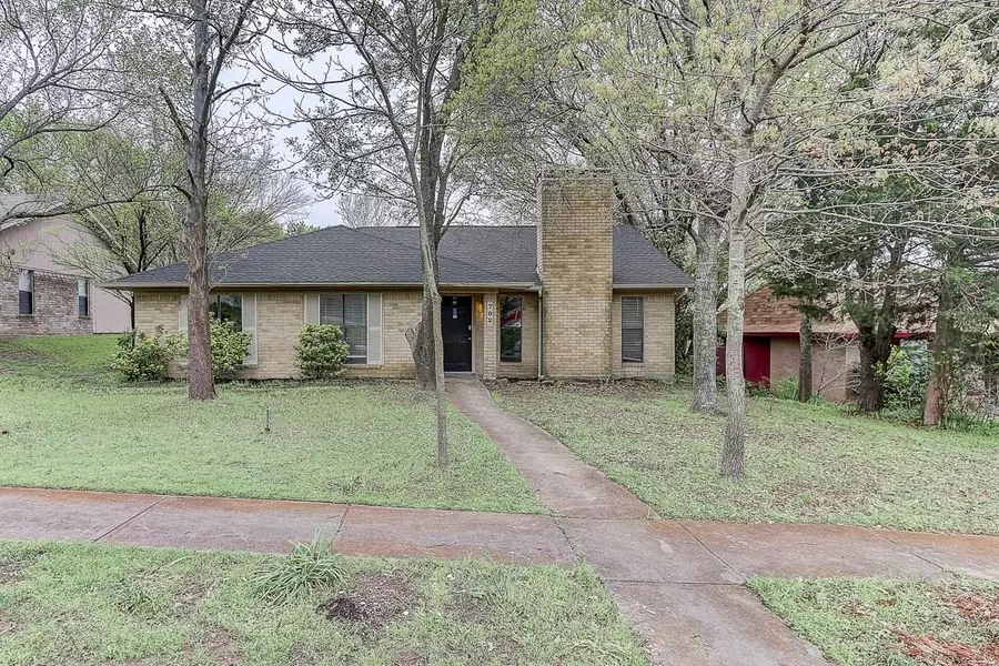 702 Southwood Drive, Duncanville, TX 75137