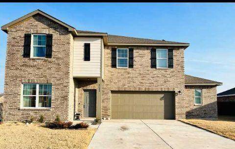 2600 Salado Creek Lane, Glenn Heights, TX 75154