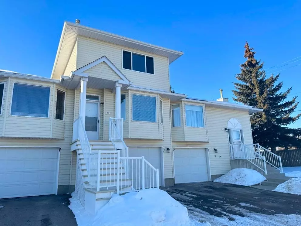 Airdrie, AB T4B 2J2,505 Edmonton TRL NE #26