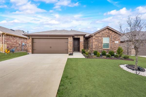 2323 Broken Bow Trail, Crandall, TX 75114