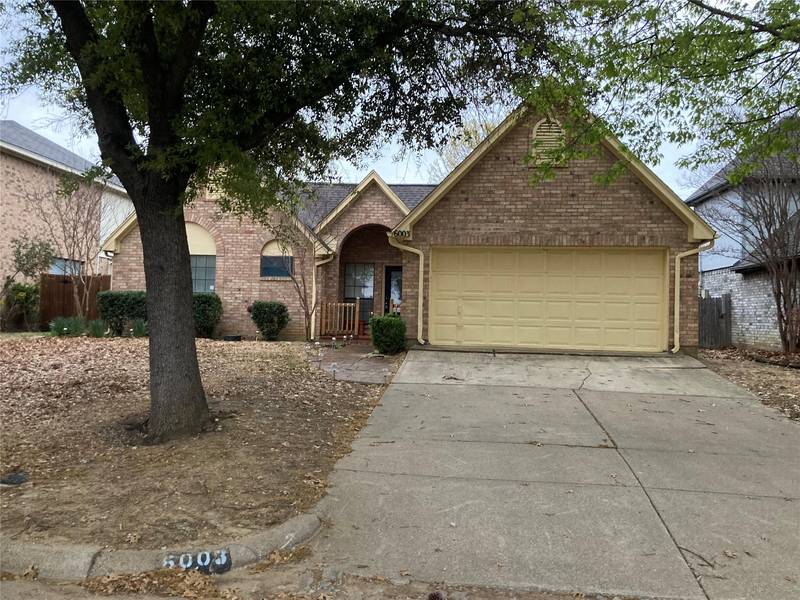 6003 Heatherglen Drive, Arlington, TX 76017