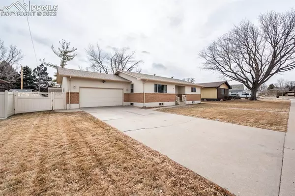 Pueblo, CO 81005,64 Cornell CIR