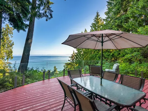 Qualicum Beach, BC V9K 2A6,2397 Widgeon Rd