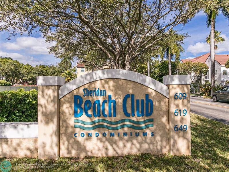 Dania Beach, FL 33004,649 E Sheridan St  #307