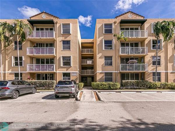 Dania Beach, FL 33004,649 E Sheridan St  #307