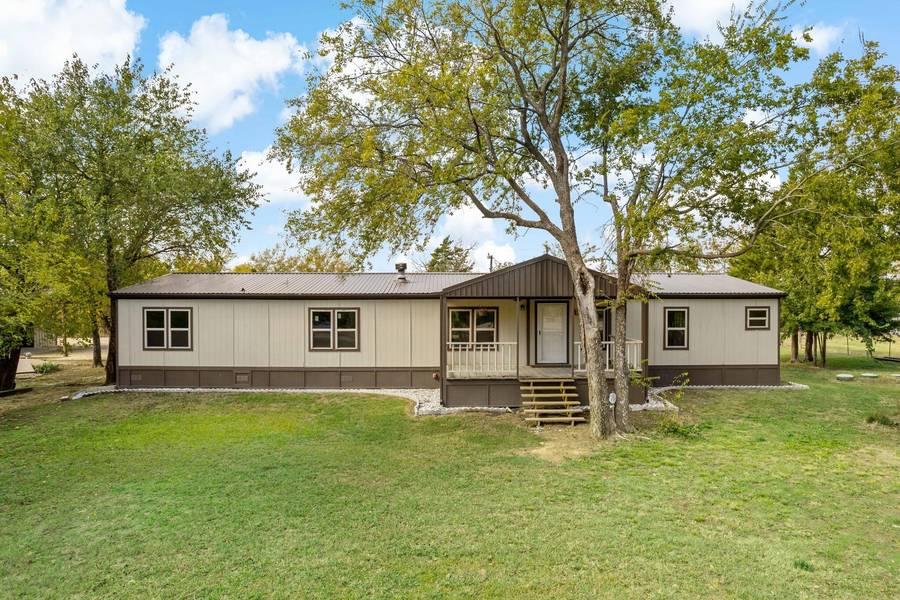 454 County Road 2775, Honey Grove, TX 75446