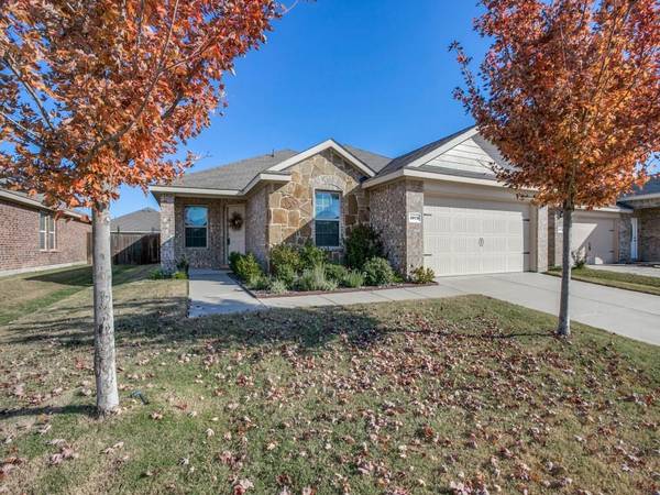 2075 Enchanted Rock Drive, Forney, TX 75126