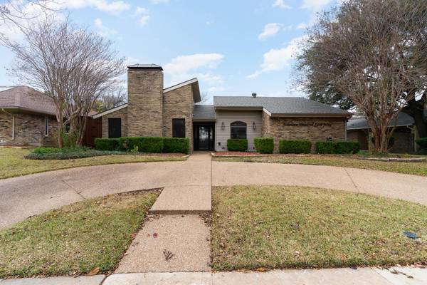 1909 Country Club Drive, Plano, TX 75074