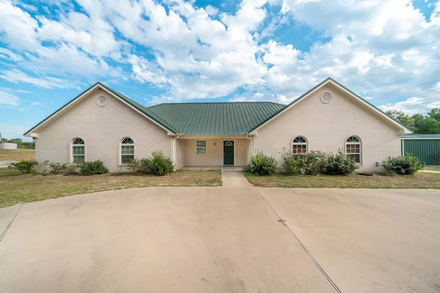 4337 CR 401 S, Henderson, TX 75654