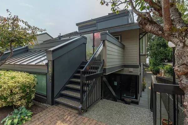 West Vancouver, BC V7V 1Y1,2468 HAYWOOD AVENUE