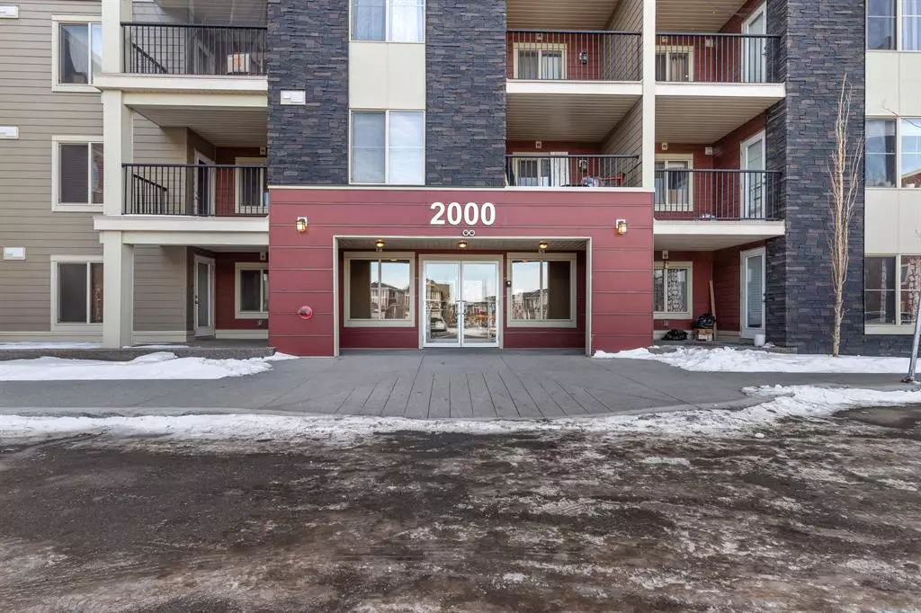 Calgary, AB T3J 0S3,15 Saddlestone WAY NE #405