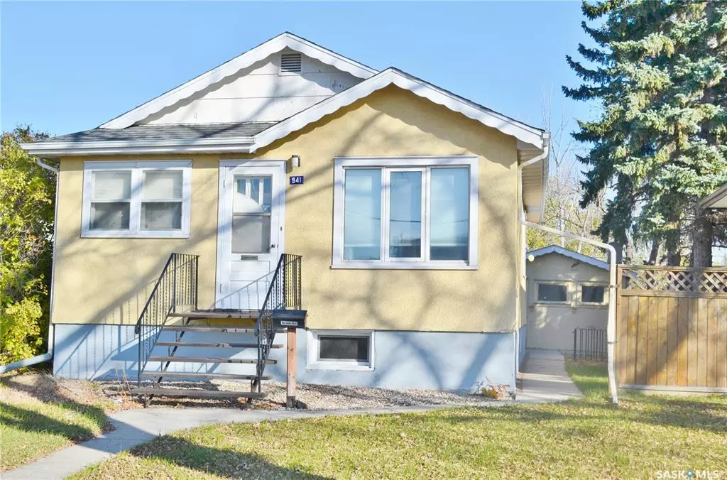 Regina, SK S4T 5B6,941 MCINTOSH STREET