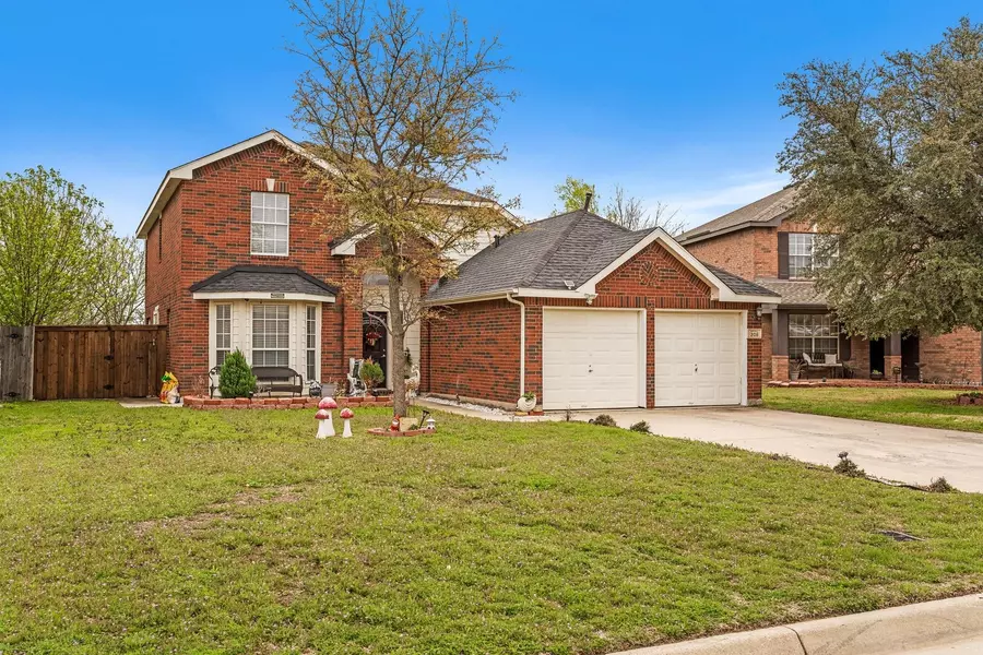 308 Pepperwood Trail, Fort Worth, TX 76108