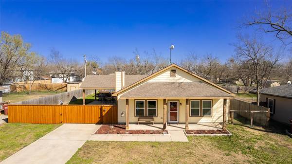 105 S 6th Street, Celeste, TX 75423