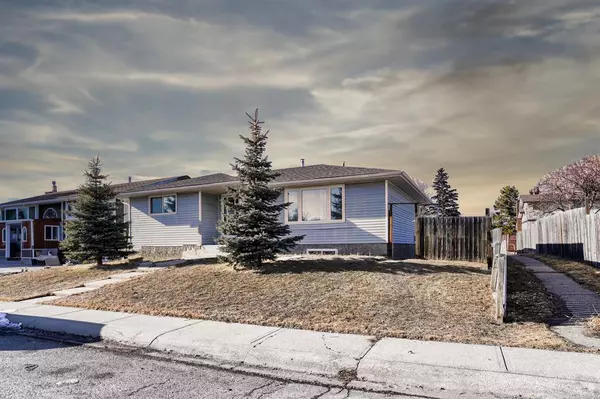 Calgary, AB T2A4N7,243 Madeira Close NE