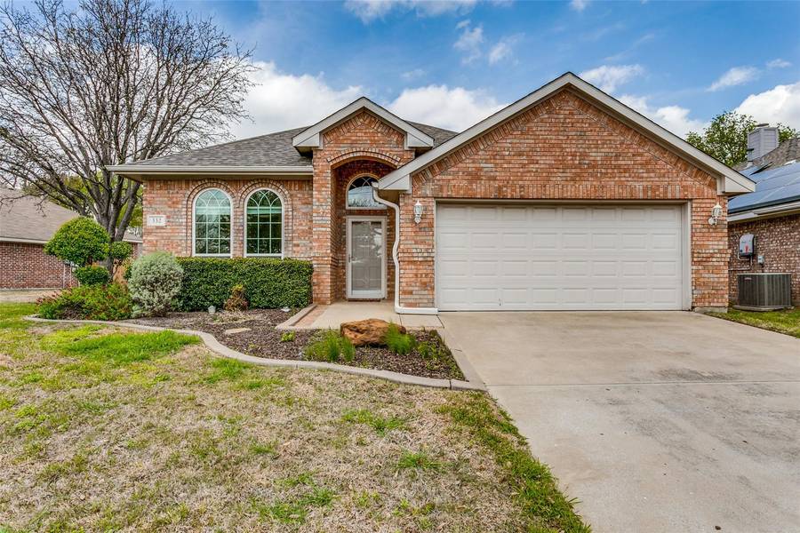 332 Chantilly Court, Hurst, TX 76054