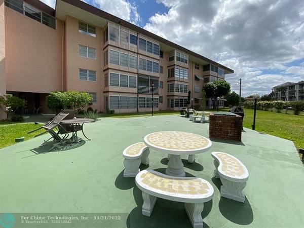 Lauderdale Lakes, FL 33313