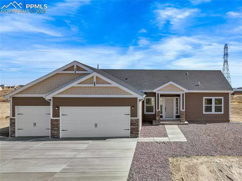 1446 N Moonbeam DR, Pueblo West, CO 81007