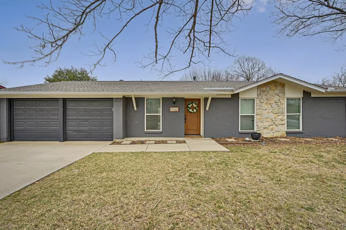 Mansfield, TX 76063,409 Live Oak Drive