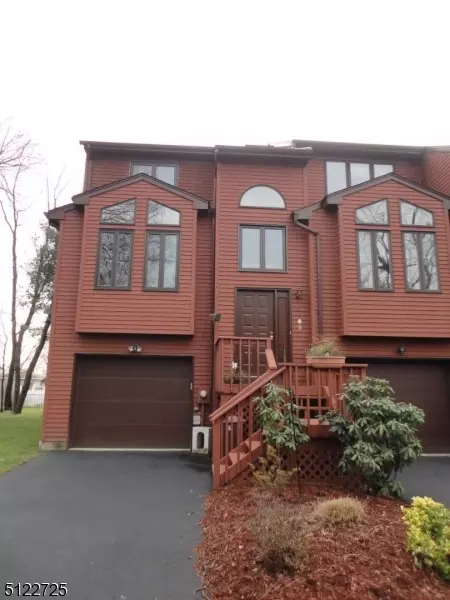 21 Sherry Ln, Saddle Brook Twp., NJ 07663