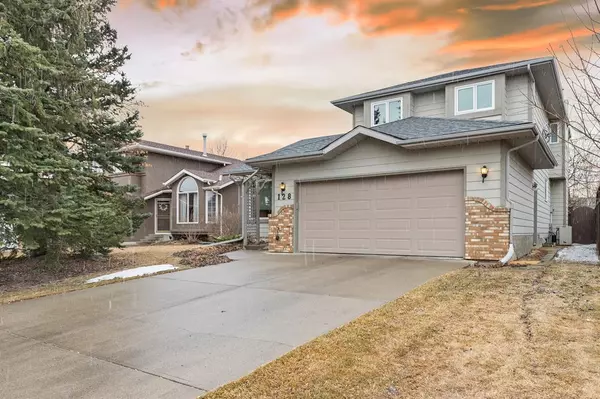 Calgary, AB T2X 2S2,128 Sunvista Close SE