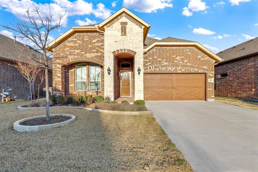 108 Mineral Point Drive, Aledo, TX 76008