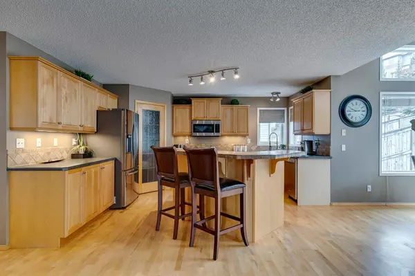 Calgary, AB T3H4J8,7812 Springbank WAY SW