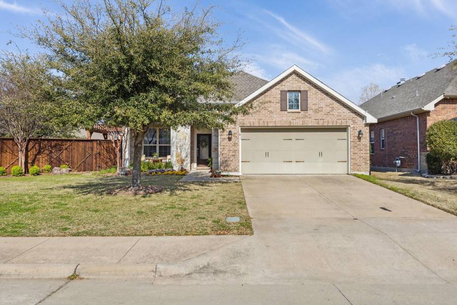 7041 Belteau Lane, Dallas, TX 75227